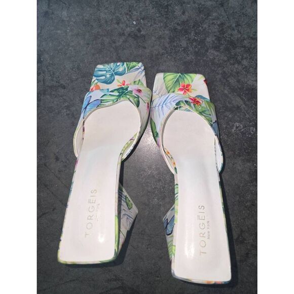 Torgeis Paradise Sandals - Picture 2 of 7